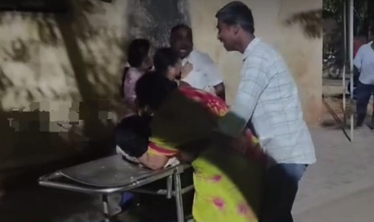 “மனைவியை உதறிட்டு நியாயம் கேட்கப்போன இடத்துல இப்படியா?” கல்யாண மண்டப வாசலில் நடந்த கொடூர இரட்டைக்கொலை…!!
