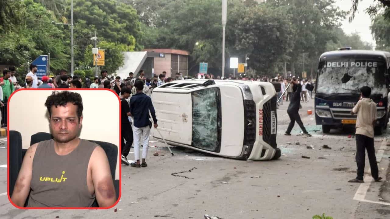 அவர போட்டு எல்லாரும் அடிச்சாங்க… காப்பாத்தணும்னு ஓடினேன்.. ஆனா போலீஸ் லத்தியை புடுங்கி பொளந்து கட்டிட்டாங்க… டெல்லியில்  ஏசிபிக்கு நடந்த பயங்கரம்.. பகீர் வாக்குமூலம்…!!