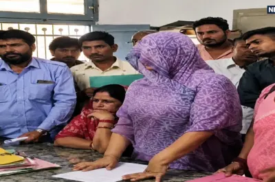 “பாரம்பரிய முக்காடிட்டு வந்து நகராட்சி அதிகாரிகளை ஆங்கிலத்தில்…. வெளுத்து வாங்கிய முன்னாள் பெண் எம்.எல்.ஏ…. உரிமைக்காக குரல் கொடுத்த  வைரல் வீடியோ….!!!