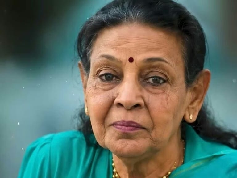 Breaking: காலையிலேயே சோகம்… தமிழக அரசின் கலைமாமணி விருது வென்ற புகழ்பெற்ற பழம்பெரும் பாடகி ஜமுனா ராணி காலமானார்… பிரபலங்கள் இரங்கல்..!