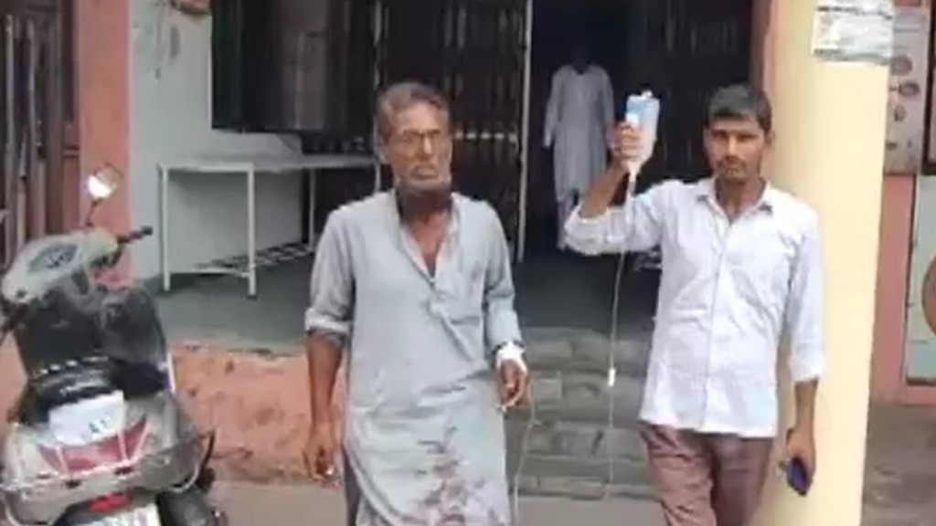 67 வயசு ஆகிட்டு… வெளியூரில் ஆட்டோ ஓட்டும் மகன்… 23 வயது மருமகள் மீது மாமனாருக்கு வந்த விபரீத ஆசை… ஆத்திரத்தில் பிறப்புறுப்பை அறுத்த இளம்பெண்.. பகீர் வீடியோ…!!