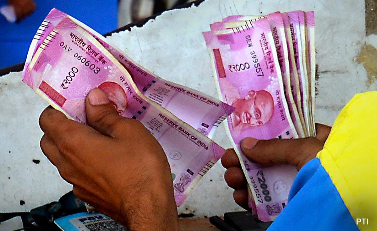 BREAKING: மக்களே கையில் ரூ.2,000 நோட்டு இருக்கா? இப்போது கூட மாற்றிக்கொள்ளலாம் – ரிசர்வ் வங்கி அதிரடி அறிவிப்பு!