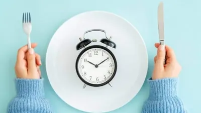 “Intermittent Fasting அனைவருக்கும் பாதுகாப்பானது தானா….?” யாரெல்லாம் தவிர்க்க வேண்டும்…. நிபுணர்களின் எச்சரிக்கை….!!!