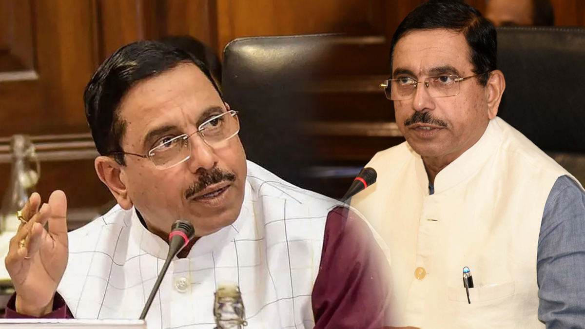 “22 வருஷமா ஒரு தோல்வி கூட கிடையாது….!”  பிரதமர் மோடியின் செல்லப் பிள்ளையான புது கல்வி அமைச்சர் பிரகலாத் ஜோஷி யார் இவர்….??