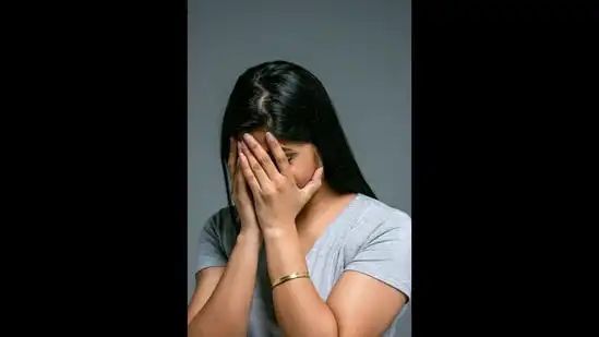 “5 வருஷம் உழைச்ச கம்பெனி.. திடீர்னு ‘நீங்க தேவையில்லை’னு சொல்லிட்டாங்க!” வேலையை இழந்ததும் அடுத்தது என்ன? கண்ணீர் விடும் இளம் பெண்..!!”