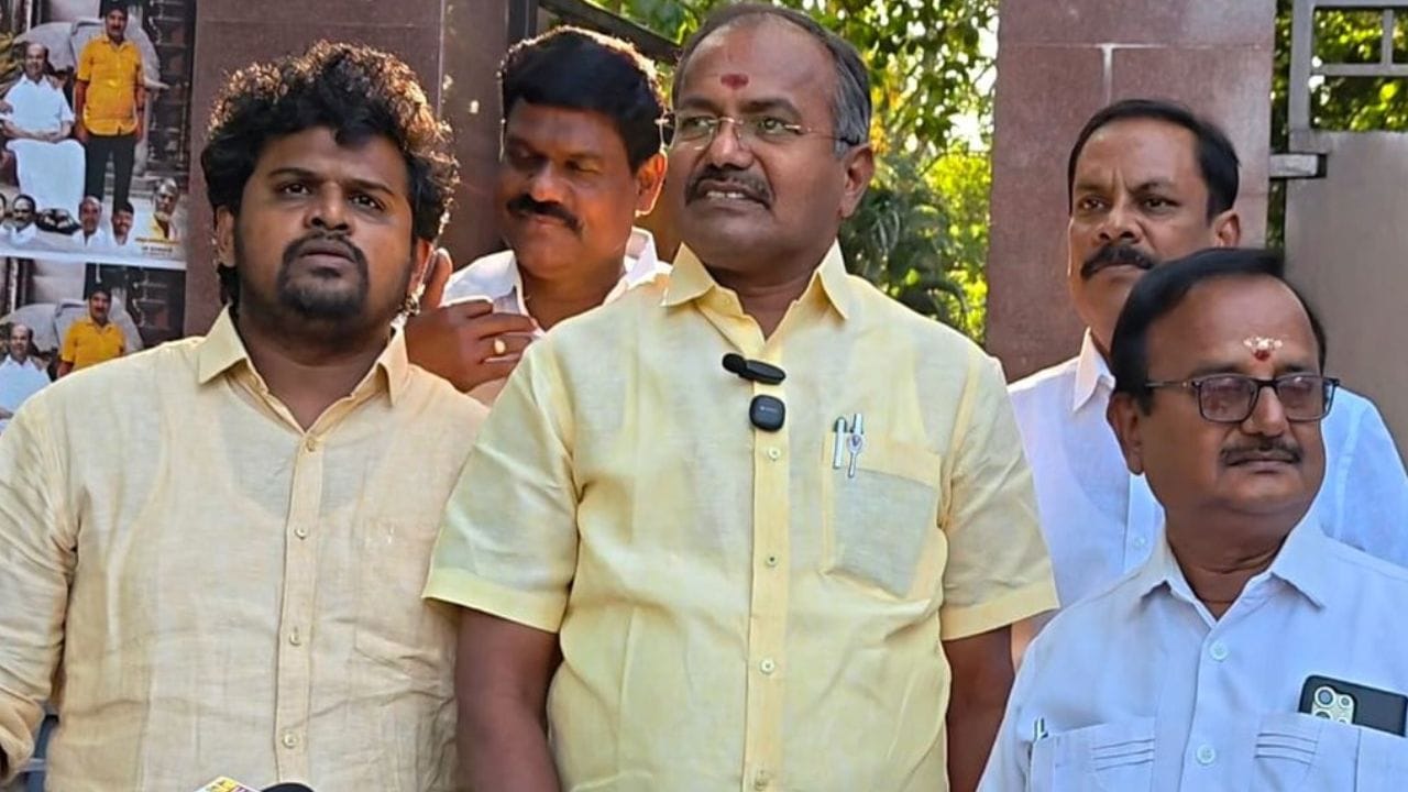 “அன்புமணியை தலைவராக ஏற்றுக்கொள்ளப் போவதில்லை” பாமக முன்னாள் எம்எல்ஏ அருள் அதிரடிப் பேட்டி…. பாமகவில் திடீர் சலசலப்பு….!!