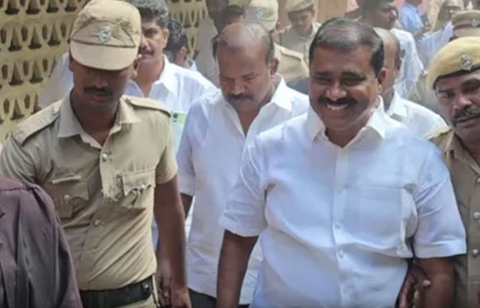 Breaking: முதல்வர் விஜய் குறித்து அவதூறு பேச்சு… திமுக எம்எல்ஏ மார்க்கண்டேயனுக்கு ஜாமீன் வழங்கி  ஐகோர்ட் உத்தரவு…!!!