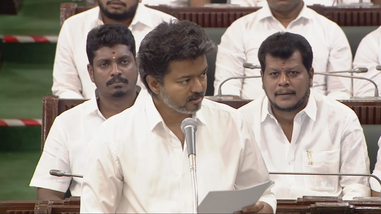 Breaking: காலையிலயே அதிரடி..! மத்திய அரசுக்கு செக் வைத்த தவெக அரசு… சட்டசபையில் தனி தீர்மானம் நிறைவேற்றம்…. முதல்வர் விஜய் அதிரடி.!