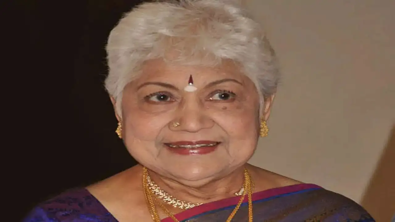 FLASH: “வென்டிலேட்டர் உதவியுடன் சிகிச்சை” சௌகார் ஜானகி உடல்நிலை கவலைக்கிடம்…. சோகத்தில் ரசிகர்கள்….!!