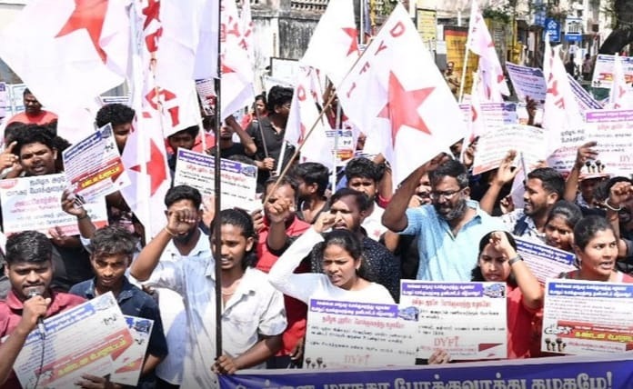Breaking: தமிழகம் முழுவதும் தடை உத்தரவு திடீர் வாபஸ்… மாணவர்களின் எதிர்ப்பால் சற்று முன் வெளியான முக்கிய அறிவிப்பு…!!!