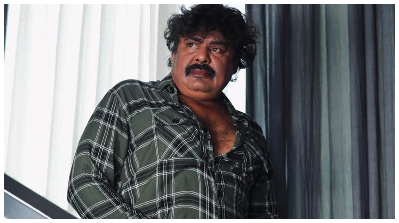 “எங்களையும் கொஞ்சம் வாழ விடுங்கப்பா..!” முன்னணி நடிகர்களுக்கு மன்சூர் அலிகான் உருக்கமான கோரிக்கை.. சினிமா விழாவில் பரபரப்பு பேச்சு..!!!