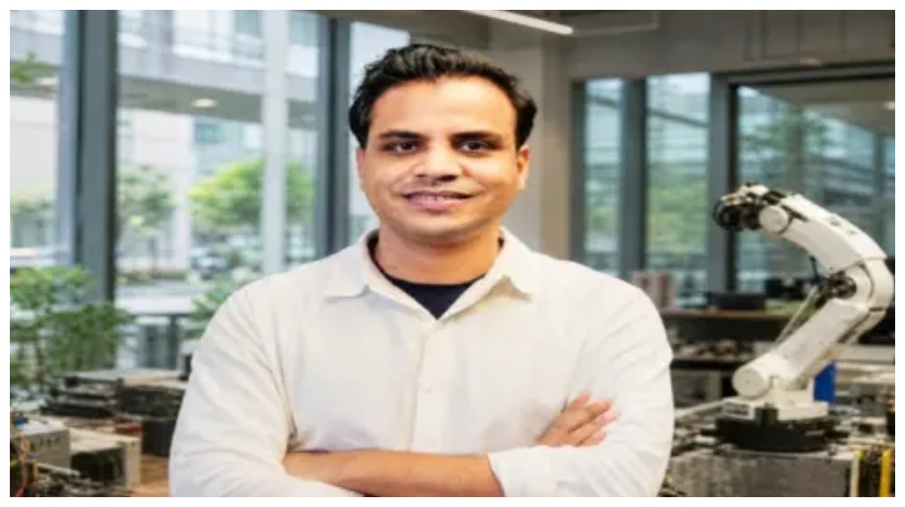 “கைல ஒரு பைசா கூட இல்லாம திவாலாகும் நிலைமைக்கு வந்தப்போ கூட நம்பிக்கையை விடலடா சாமி..!”  1,000 கோடி சாம்ராஜ்யத்தைக் கட்டி எழுப்பிய மனோஜ் மீனாவின் மாஸ் கதை..!!!