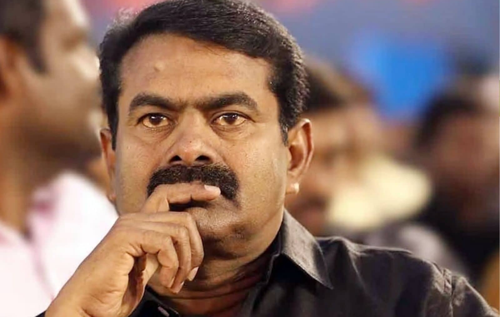 “சீமானின் அரசியல் எதிர்காலம் காற்றில் பறக்கிறதா?” – விஜய்யின் வெற்றியைக் தாங்க முடியாமல் தவிக்கும் நாம் தமிழர் கட்சி..!!”