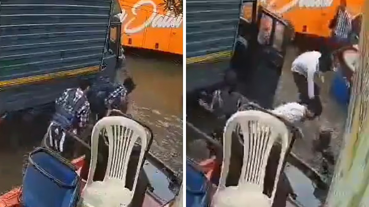 ஸ்கூல் முடிஞ்சதும் ஜாலியா வீட்டுக்கு போன 3 சிறுவர்கள்..! “நடு ரோட்டில் பெரிய குழி”.. உயிருக்கு போராடிய குழந்தைகள்… அந்த ஆட்டோ ஓட்டுனர் இல்லனா அவ்வளவுதான்… அதிர்ச்சி வீடியோ..!!