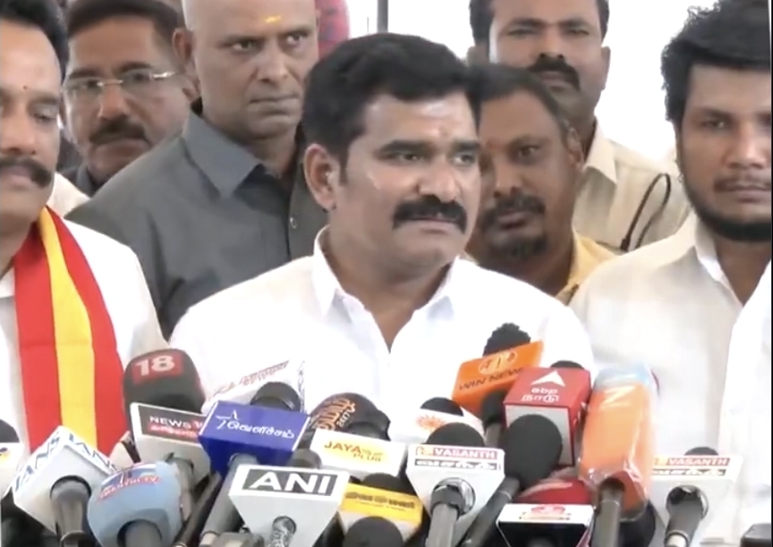 ​”திமுக-வும் அதிமுக-வும் கூட்டுத்தானா?” ஒரே நிலைப்பாட்டில் இயங்கும் கட்சிகள்…. அமைச்சர் நிர்மல் குமாரின் அதிரடி அட்டாக்….!!