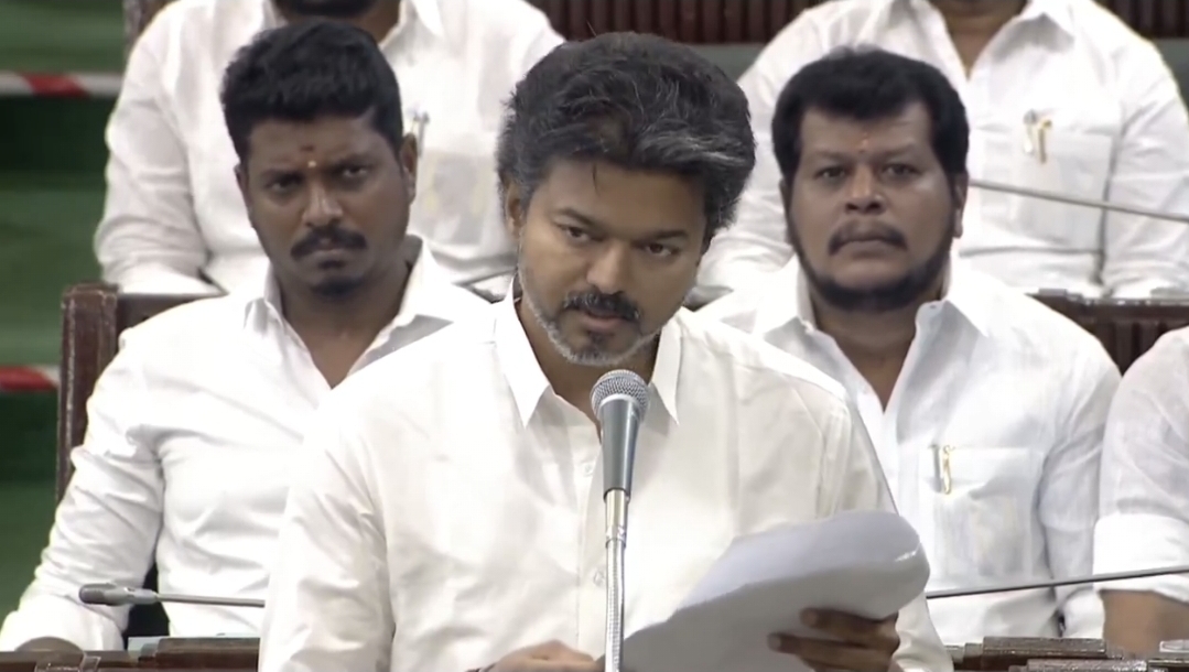 ​”பகை நாடு கூடவே பேசுறாங்க…. பக்கத்து மாநிலத்துகிட்ட பேசக் கூடாதா?” மக்களுக்காக அவமானப்படவும் தயார் –  முதல்வர் விஜய்