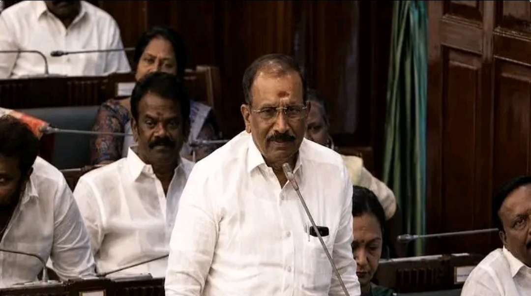 “இதைப் பேசவா சட்டமன்றத்துக்கு போனீங்க” பாஜக எம்எல்ஏ கேட்டு அந்த ஒரு கேள்வி…. சொந்தக் கட்சியினரே கழுவி ஊற்றும் அவலம்….!!