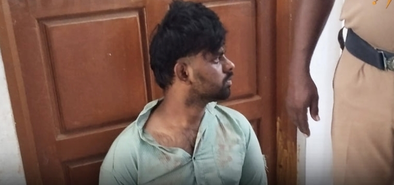 கல்யாணம் பண்ண முடியாதுனு சொன்ன காதலி…. தாய், மகளை வெட்டிக் கொன்ற இளைஞர்…. திருப்பூரையே உலுக்கிய கொடூரம்….!!