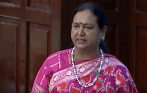 ​”பாலியல் குற்றவாளிகளுக்கு என்கவுண்டர் தான் சரியான தீர்வு” – தேமுதிக பொதுச்செயலாளர் பிரேமலதா விஜயகாந்த் அதிரடி பேச்சு….