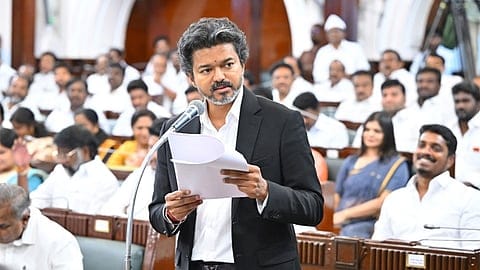 வெடிக்கும் வார்த்தை மோதல்..! வார்த்தையை விடும் எம்எல்ஏக்கள்… இனி சட்டசபையில் நேரலை கிடையாதா..? தவெக அரசு எடுக்கப் போகும் அதிரடி முடிவு… பரபரப்பில் வட்டாரங்கள்.!