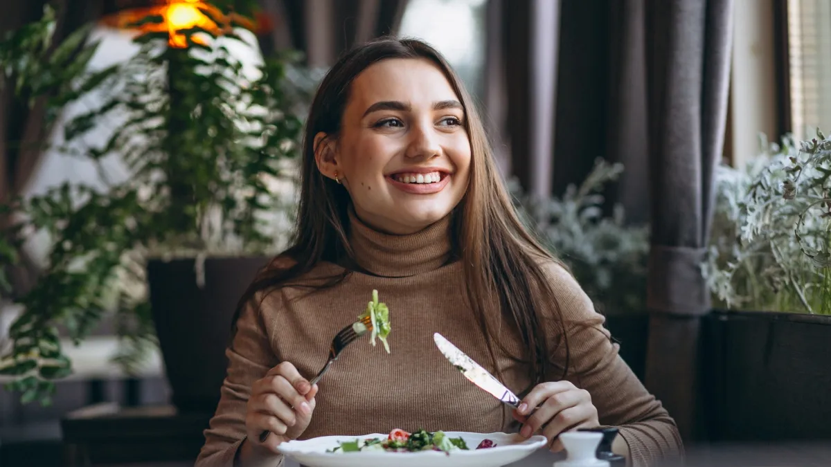 30 வயதைக் கடந்த பெண்கள் இதை கண்டிப்பாக கவனிக்க வேண்டும்…! உணவில் புரதச்சத்து குறைந்தால் உடலில் என்னென்ன மாற்றங்கள் ஏற்படும்…? நிபுணர்கள் பரிந்துரைக்கும் புரத உணவுகள் என்னென்ன…?