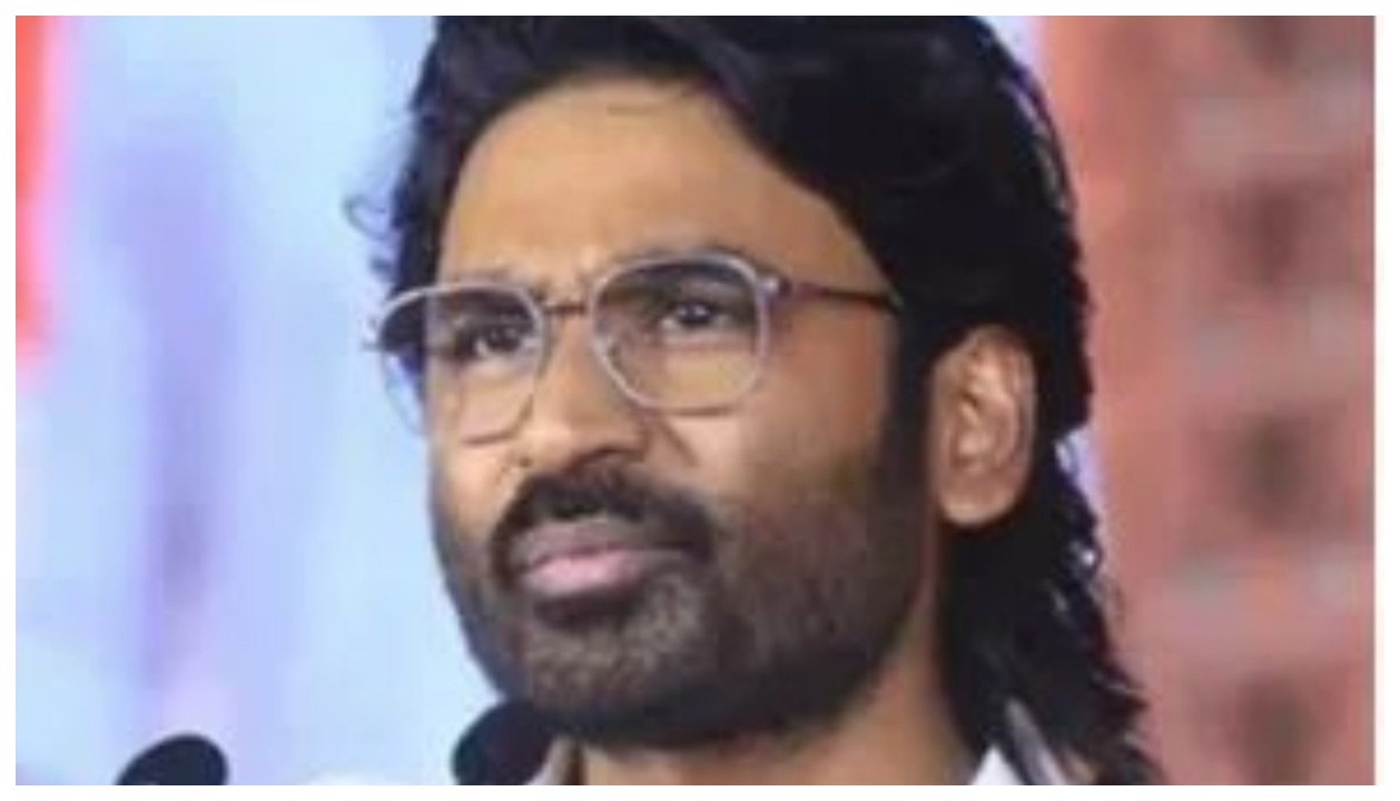 “இனிமே அரசியல் களம் சூடுபிடிக்கும்!” – தனுஷ் தரப்பிலிருந்து வெளியான அதிரடி உத்தரவு… உள்ளாட்சித் தேர்தலில் அதிரடி காட்டத் தயாராகும் ரசிகர்கள்…!!”