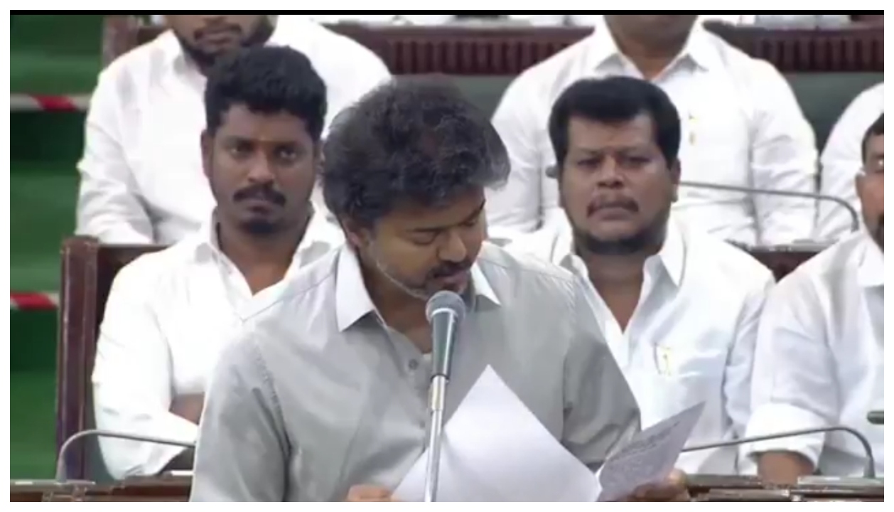 “சென்னையின் எதிர்காலம் கேள்விக்குறியா?” “விமான நிலையமா அல்லது மக்களின் கண்ணீரா?” – பரந்தூர் விவகாரத்தில் அதிர வைத்த உண்மை.. தமிழக அரசை உலுக்கும் புதிய விவாதம்…!!”