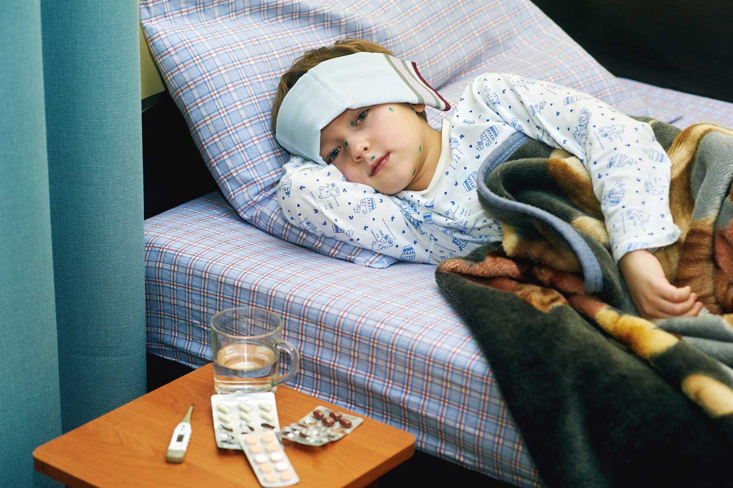 “ஐயையோ…. மழைக்காலத்துல குழந்தைகளுக்கு திடீர் காய்ச்சல், சளி வருதா….? “உடனே கவனிக்க வேண்டிய… பாதுகாப்பு முறைகள்…. டாக்டர்கள் எச்சரிக்கும்…. அதிர்ச்சி உண்மை….!!