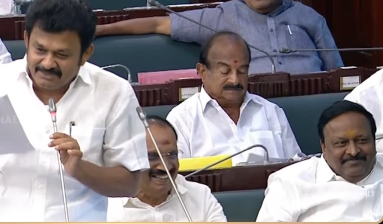 “மாட்டு மூத்திரம் குடிக்கச் சொல்றதா?”… ஐஐடி இயக்குநரின் சர்ச்சை பேச்சுக்கு கடும் எதிர்ப்பு… சட்டப்பேரவையில் கம்யூனிஸ்ட் எம்.எல்.ஏ அதிரடிப் பேச்சு..!!!!