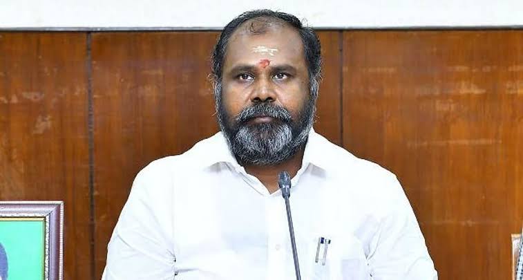 நிதி ஆயோக் தரவுகளால் அம்பலமான உண்மை… ஆதாரமற்ற தகவல்களைப் பரப்புவதை ஆர்பி உதயகுமார் நிறுத்த வேண்டும் – சமூக வலைதளங்களில் கண்டனம்..!!”