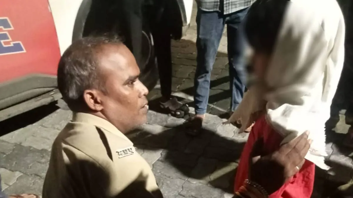 ஃபர்ஸ்ட் எங்க அம்மா.. அடுத்து எங்க அக்கா… எங்க அப்பா தான் கொலை பண்ணிட்டாரு… குளத்துக்குள் தள்ளிவிட்டும் அதிர்ஷ்டவசமாக உயிர் தப்பிய 8 வயது மகன்… கண்ணீர் வாக்குமூலம்…!!!