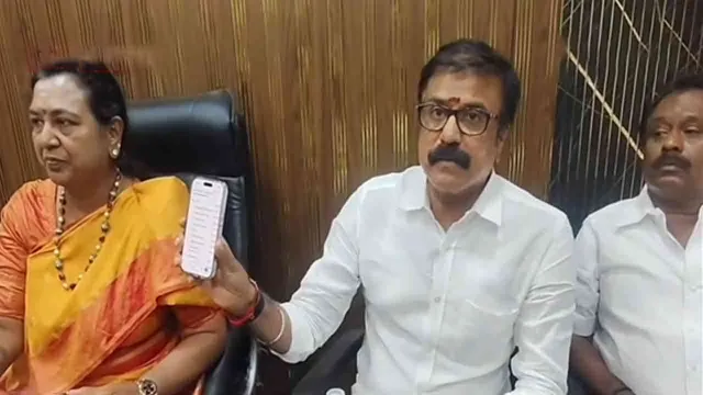 “நாங்கள் சொல்லல, சாட் ஜிபிடி சொல்லுது!” தமிழகத்தின் நம்பர் 1 எம்.எல்.ஏ இவங்களா?” மாறி மாறிப் புகழ்ந்து தள்ளிய பிரேமலதா மற்றும் சுதீஷ்…!!”