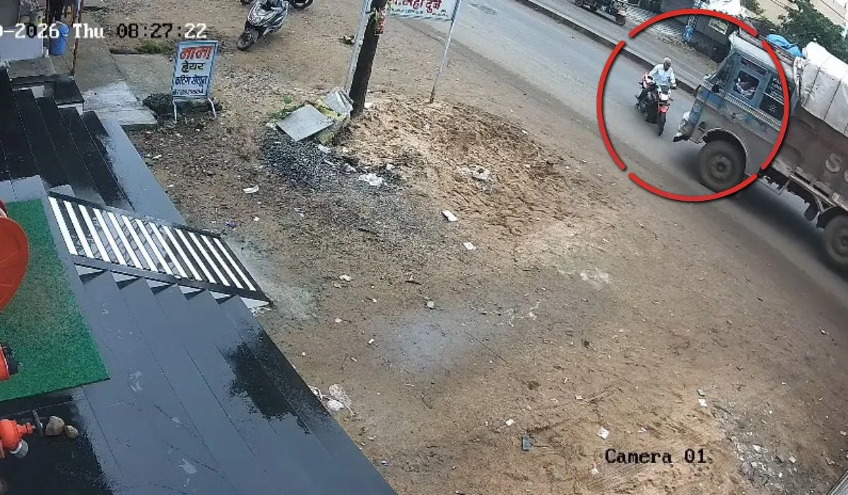 ராங் ரூட்..! முதியவரின் உயிரைப் பறித்த விபரீதம்… நடு ரோட்டில் தப்பா போனதால் கடைசியில் உசுரையே விலை கொடுக்க வேண்டியதாயிற்று… பதற வைக்கும் வீடியோ..!