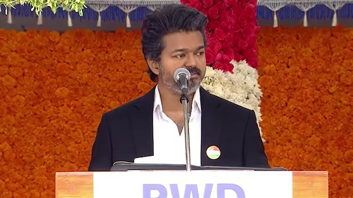 “ஓட்டு போட்டதோடு மக்கள் கடமை முடியல” எனக்கு மக்கள் துணை நிற்க வேண்டும்…. CM விஜய் வைக்கும் அன்பு கோரிக்கை….!!