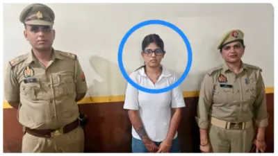 “வீடியோ காலில் ஆடையைக் கழற்றிய வாலிபர்….!” ஒரே ஒரு Screen Record…. பறிபோன லட்சம் லட்சமாய் பணம்…. ஆன்லைன் காதலால் வாலிபருக்கு நேர்ந்த விபரீதம்….!!