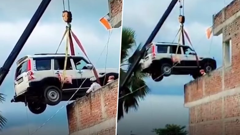 “திருட்டு பயத்தாலே வந்த பயங்கரமான ஐடியாவா இருக்கே!”.. ஸ்கார்பியோ காரைக் கூரையில் ஏற்றிய உரிமையாளர்… வைரலாகும் வீடியோ..!!!