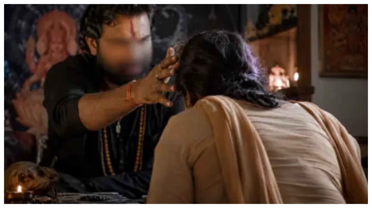 “கண்மூடித்தனமான மூடநம்பிக்கையை வச்சு பெண்களோட வாழ்க்கையில விளையாடுற இந்தப் போலிச் சாமியார்களை சும்மா விடக்கூடாதுங்க!” ஆன்மீகப் போர்வையில் நடந்த கொடூரம்..!!!
