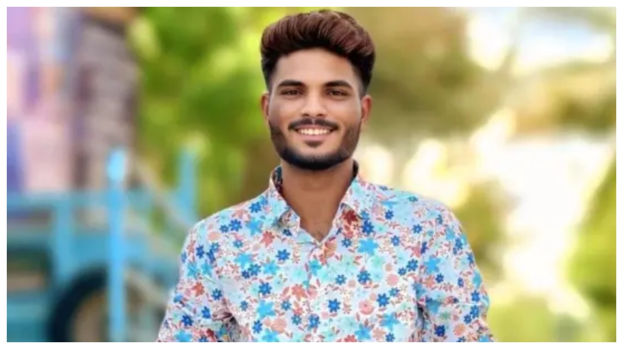 “கட்டுப்பாட்டை இழந்த பைக்… அடுத்த கணமே சோகம்!” கீழே விழுந்த வாலிபர் மீது ஏறி இறங்கிய அசுர வேக வாகனம்… சம்பவ இடத்திலேயே துடிதுடித்துப் பலி..!!!