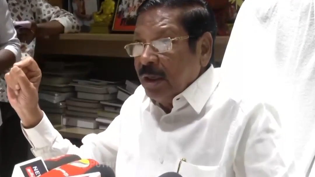 “எம்ஜிஆர் உருவாக்கிய அதிமுக… திமுகவை ஆட்டம் காண வைத்த முதல் ஊழல் போர்… தமிழ்நாட்டு அரசியலின் மிரள வைக்கும் வரலாறு…!!”